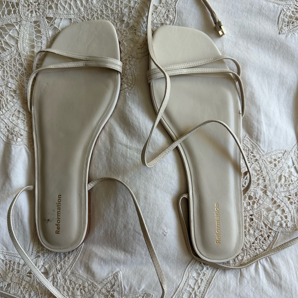 Reformation Magalie Ankle Tie Flat Sandal, Size 8